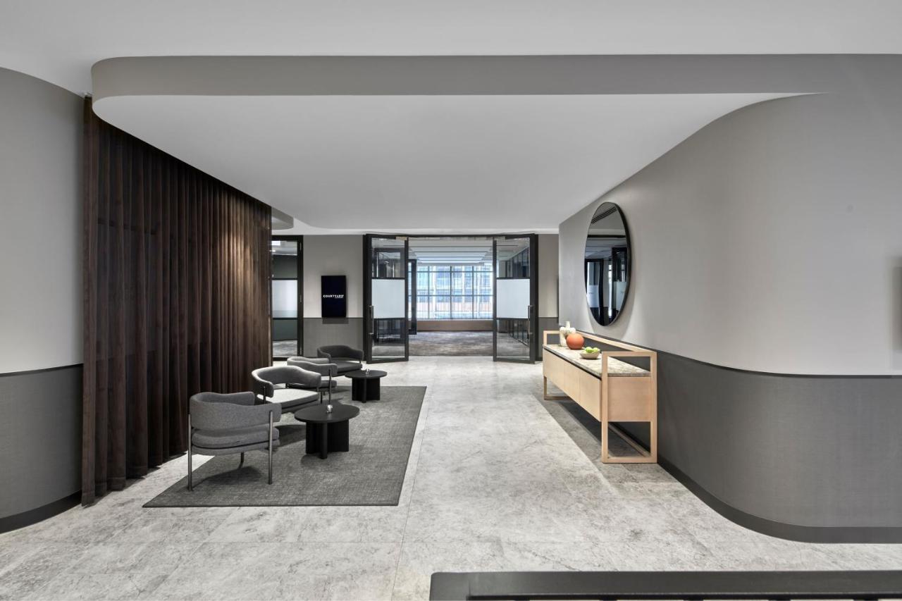 Отель Courtyard By Marriott Melbourne Flagstaff Gardens Экстерьер фото